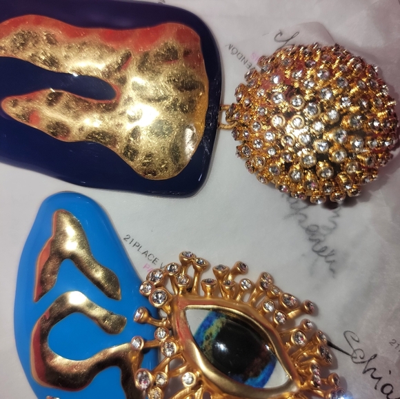 Schiaparelli Gold and Blue Statement Earrings - Picture 6 of 6
